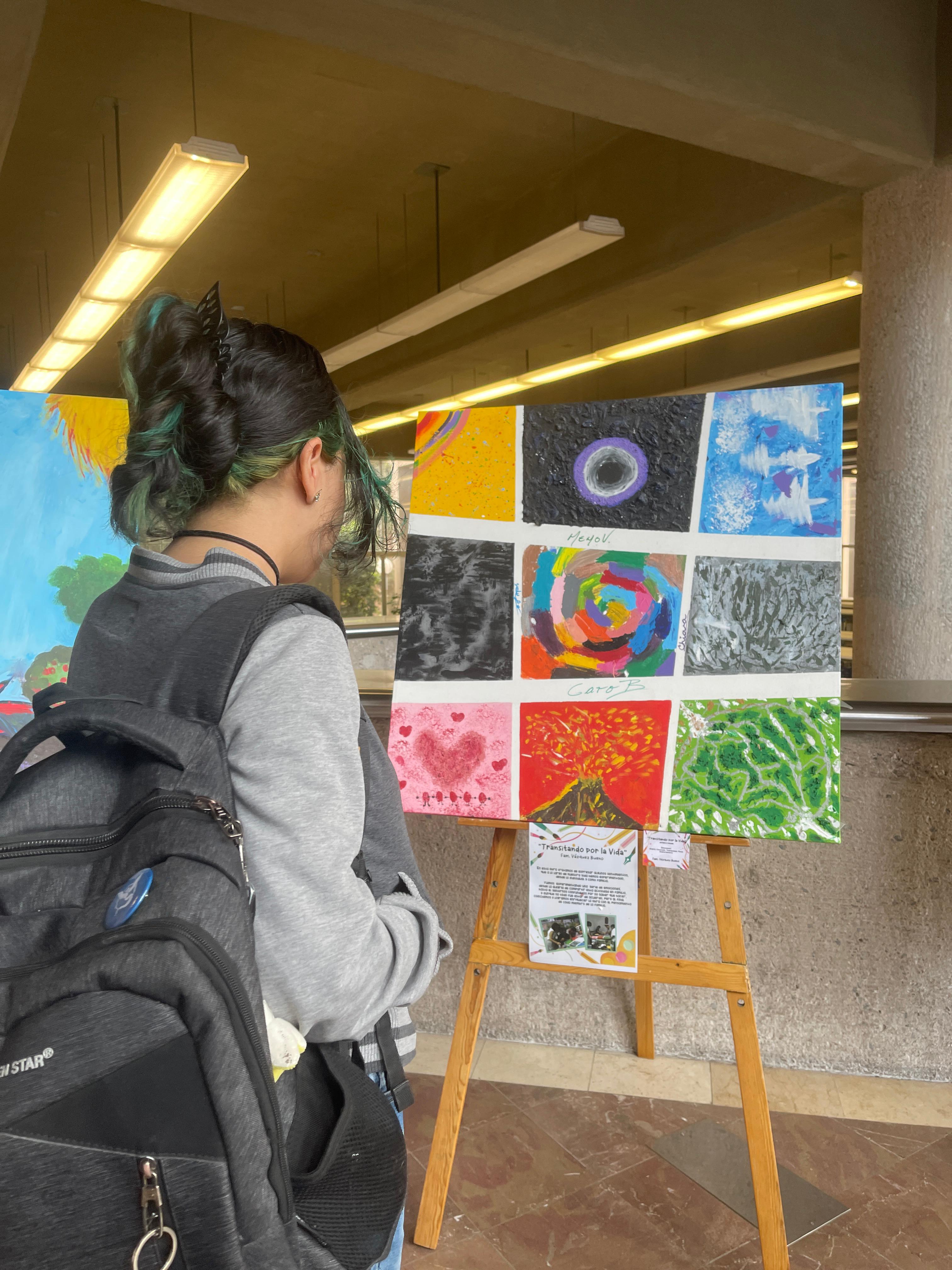 Exposiciones: Interpretaciones y Emociones en Familia